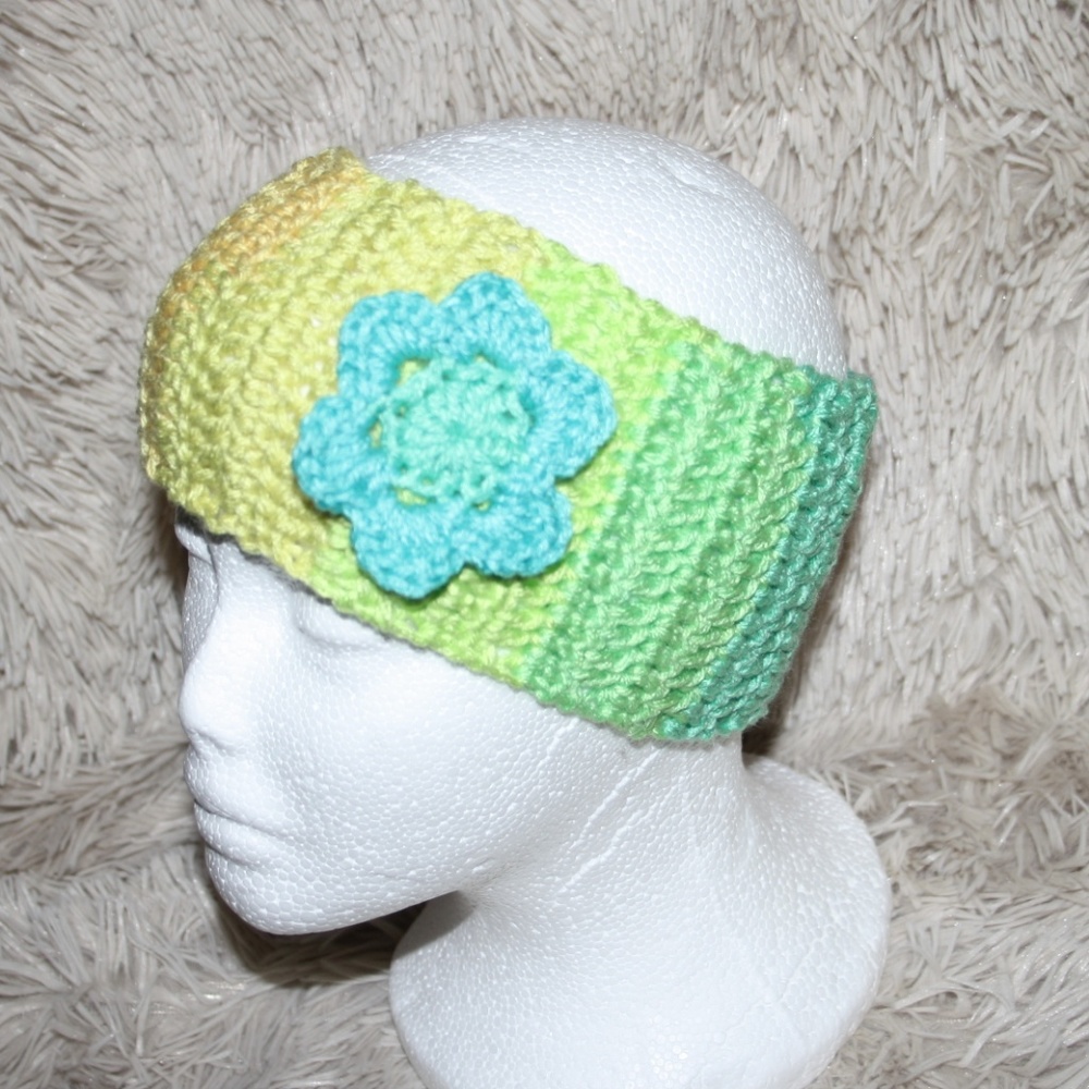 Beautiful colorful winter earwarmers Headband NWOT